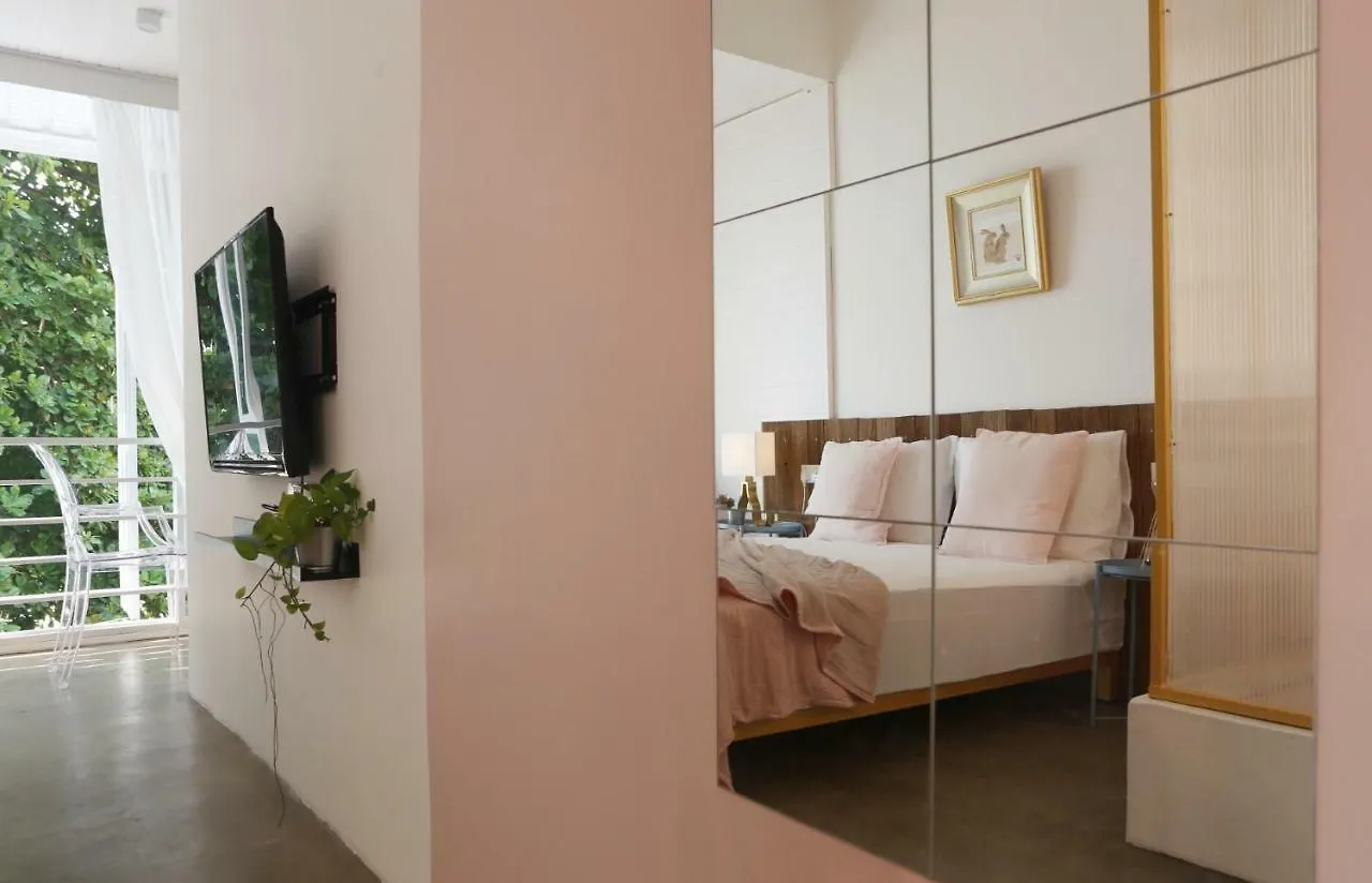 Smell Rose Beach Garden Batu Ferringhi Homestay